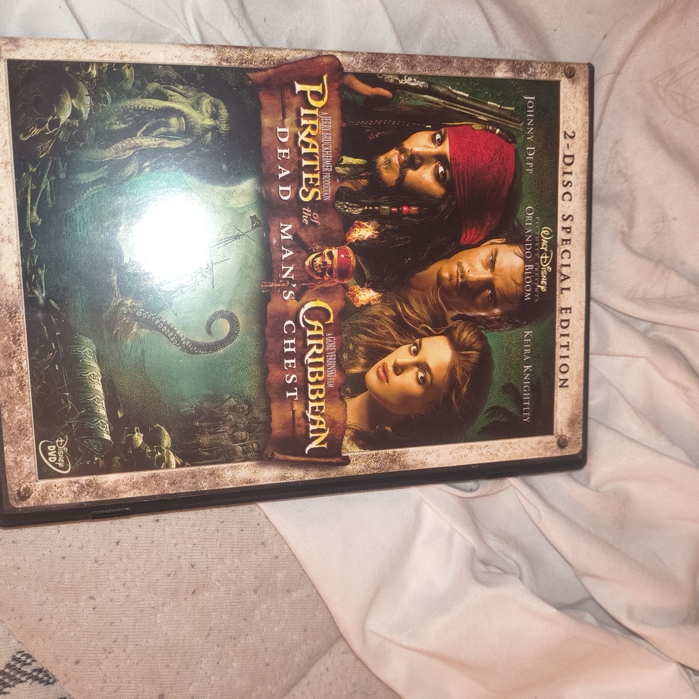 Pirates of the Caribbean: Dead Man's Chest DVD